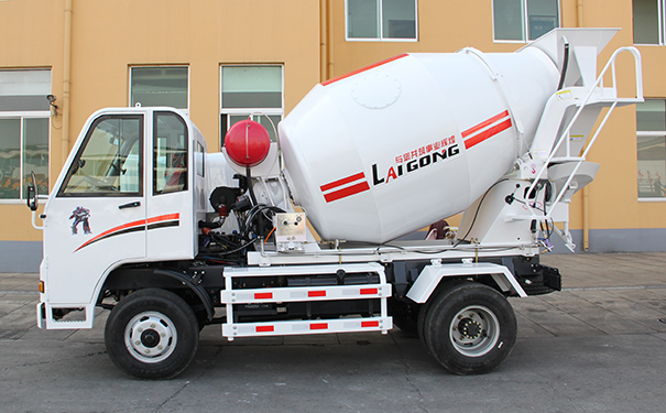 莱工.jpg 莱工.jpg